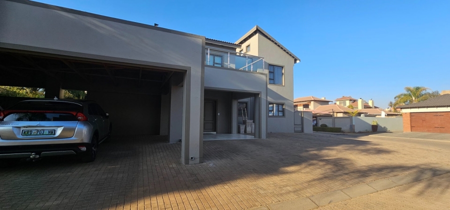 7 Bedroom Property for Sale in Melodie North West